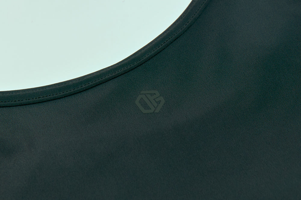 【Stays in place even when active – Comfortable Fit】<br> OPT No-Bounce Sports Binder<br> Designed for light compression – comfortable for extended wear<br> Perfect for sports and everyday use