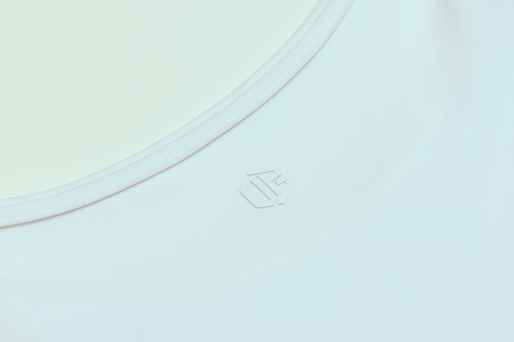 【Stays in place even when active – Comfortable Fit】<br> OPT No-Bounce Sports Binder<br> Designed for light compression – comfortable for extended wear<br> Perfect for sports and everyday use