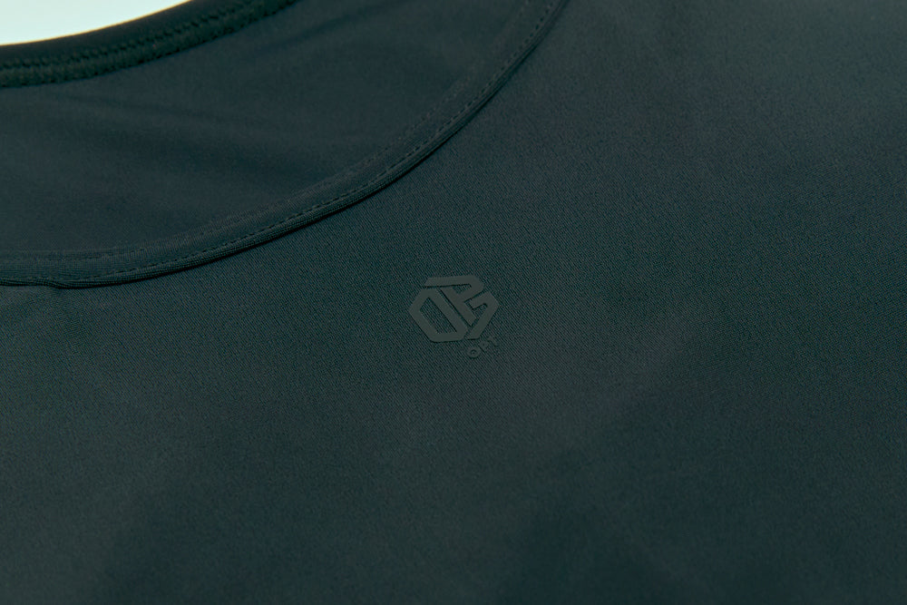 【Stays in place even when active – Comfortable Fit】<br> OPT No-Bounce Sports Binder<br> Designed for light compression – comfortable for extended wear<br> Perfect for sports and everyday use