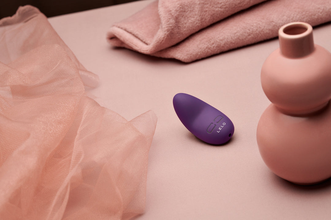 LILY™ 3<br>迷你歡愉產品<br>小巧・方便攜帶 新手友善・靜音<br>